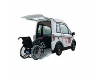 Elektrické auto řízené z invalidního vozíku