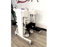 Elektrické nohy exoskelet pro imitaci chůzí ochrnuté osoby, mrtvíce, porucha chůze.