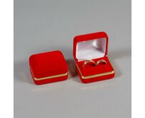 Sametová krabička na šperky - červený kvádr se zaoblenými rohy