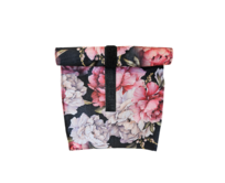 Ebbie Pytlík na svačinu Vzor: Pivoňky na černé