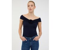 Černé dámské tričko s krátkým rukávem s aplikací Černá, S