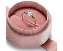 Luxusní dárková sametová krabička na prsten/ malé náušnice