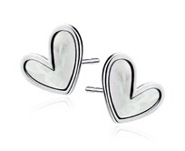 Klenoty Amber Stříbrné náušnice srdíčka s perletí stříbro Ag 925/1000