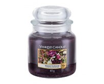 Yankee Candle vonná svíčka Classic ve skle střední Moonlit Blossoms 411 g Fialová