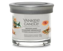 Yankee Candle vonná svíčka Signature Woodland Weekend Memories 122 g