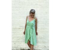 Maddey lehké šaty s volánky Barva: Zelená Zelená