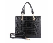 Černá středně velká elegantní kabelka do ruky FLORA&CO X8016 černá, syntetická kůže