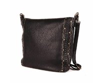 Středně velká černá crossbody kabelka FLORA&CO no. 132 černá, syntetická kůže