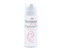 Vermione Beta - Obsahuje 8% účinné enzymatické látky. Promašťující krém pozitivně ovlivňuje pružnost a hebkost pokožky, kterou zároveň vyživuje. Krém je vhodný na pokožku onemocněnou ekzémy a lupénkou, kde přináší úlevu od svědění. 150 ml
