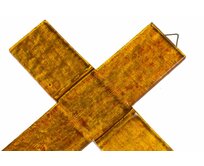 WAGA - Skleněný kříž na stěnu jantarový