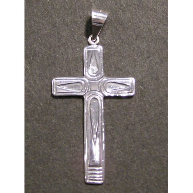 Křížek - přívěsek ze stříbra na krk