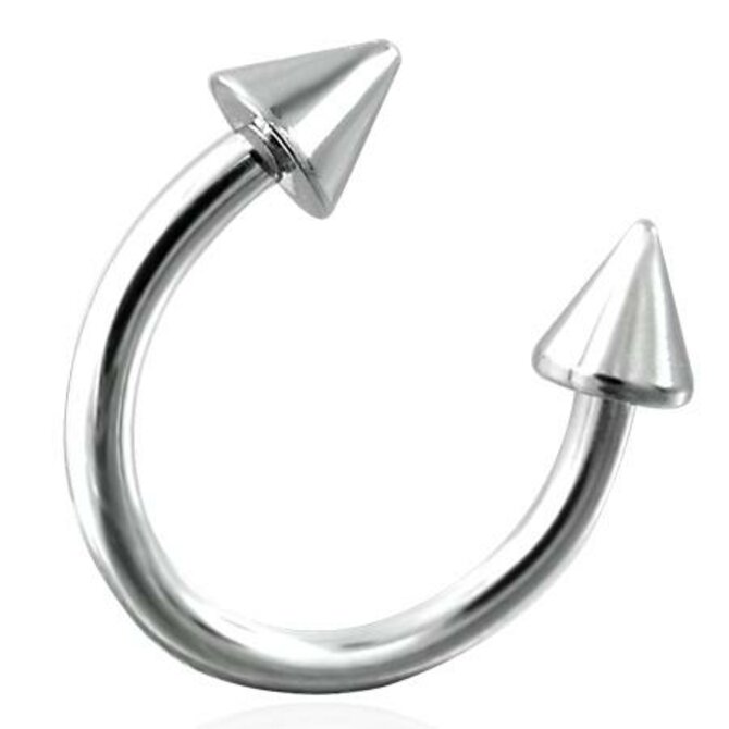 Malý kulatý piercing s hroty stříbrné barvy