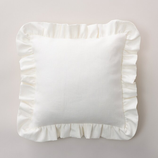 Dekoria Potah na polštář Paula s volánem, bílá, 45 x 45 cm, Linen, 392-04