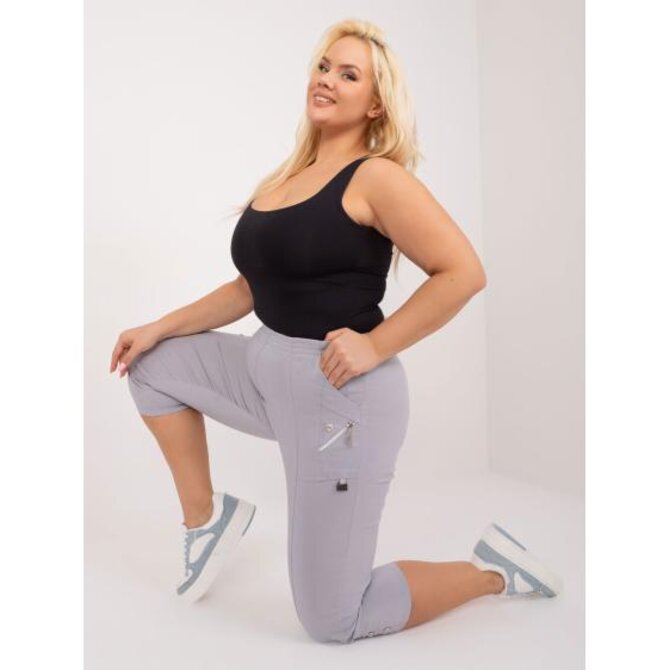 Dámské kalhoty plus size přiléhavé 3/4 GIM světle šedé Světle šedá, 50