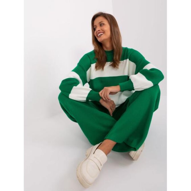 Dámský svetr se širokými pruhy oversize SWOZ zelený a ecru Zelená, Univerzální