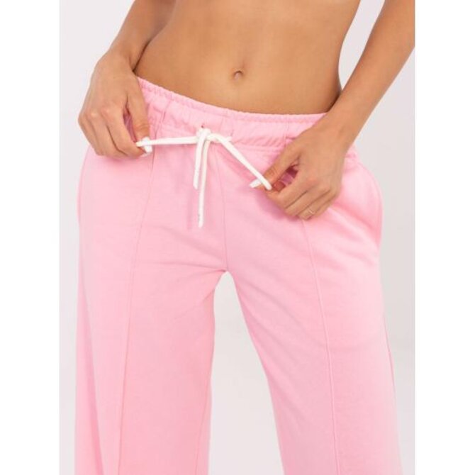 Světle růžové teplákové kalhoty s prošíváním Růžová, L/XL