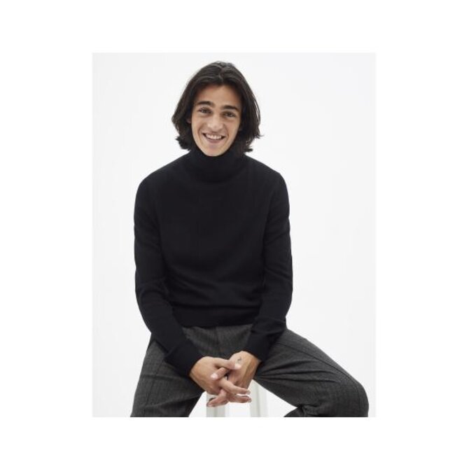 Pletený rolák Menos Černá, L