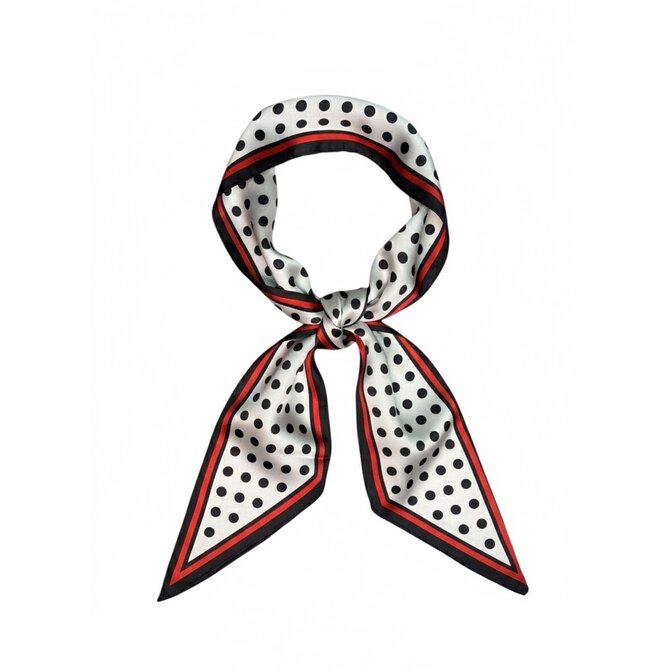 Kolem Krku Šátek s puntíky a červeným lemem