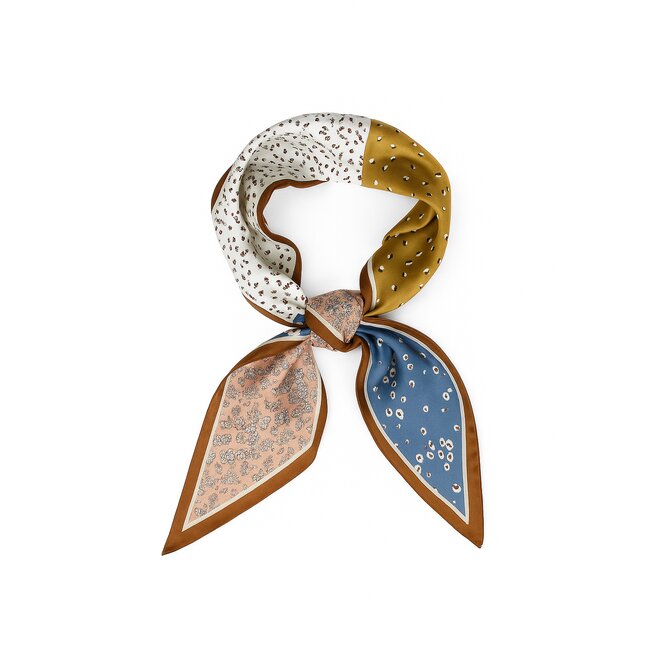 Kolem Krku Šátek hnědo-modrý s motivem