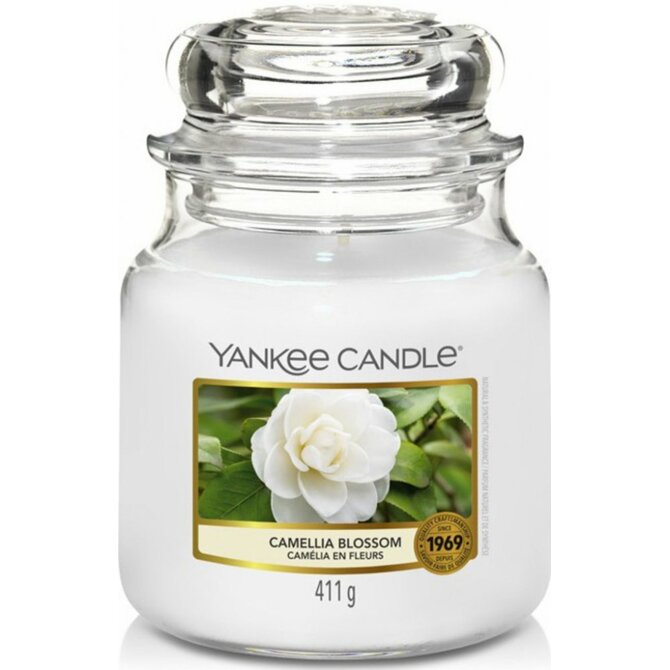 Yankee Candle vonná svíčka Classic ve skle střední Camellia Blossom Bílá