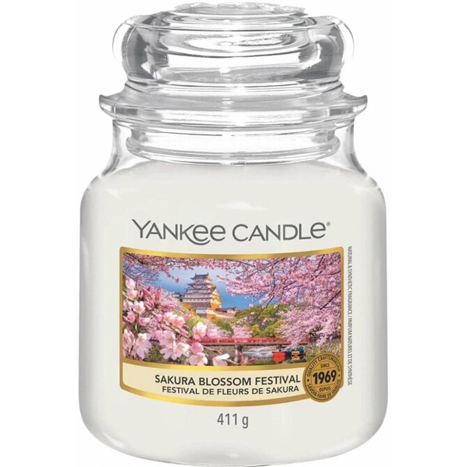 Yankee Candle vonná svíčka Classic ve skle střední Sakura Blossom Festival Bílá
