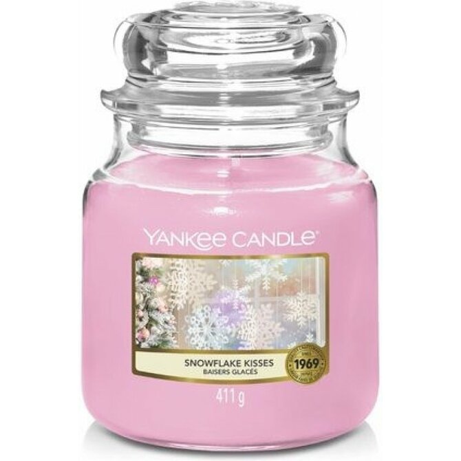 Yankee Candle vonná svíčka Classic ve skle střední Snowflake Kisses Fialová