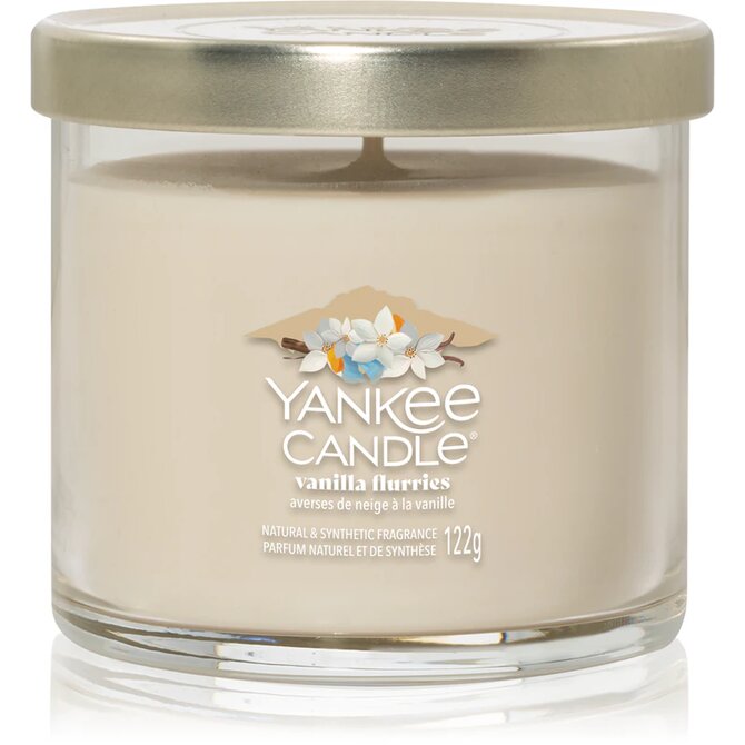 Yankee Candle vonná svíčka Signature Vanilla Flurries 122 g