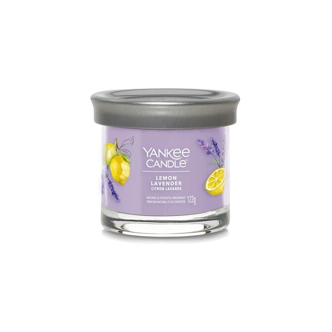 Yankee Candle vonná svíčka Tumbler ve skle malá Lemon Lavender 122 g Fialová
