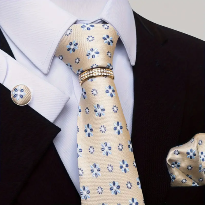 Manžetové knoflíčky s kravatou Cassiopeia Zlatá, 100% silk