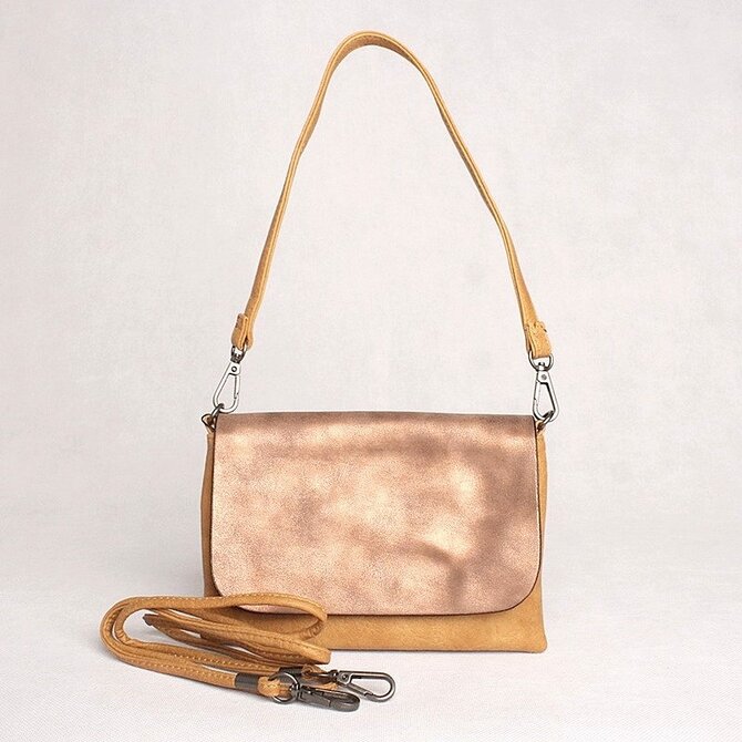 Malá hořčicová crossbody kabelka či psaníčko FLORA&amp;CO H6736 žlutá, syntetická kůže