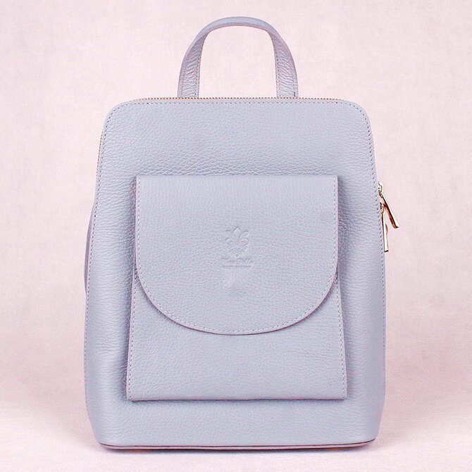 Světlemodrý kožený batoh/crossbody kabelka 7740 o obsahu cca. 4-5 l modrá, kůže
